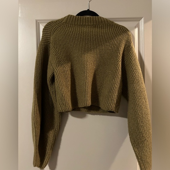 Urban Outfitters Olive Green Cropped Sweater - Picture 2 of 3